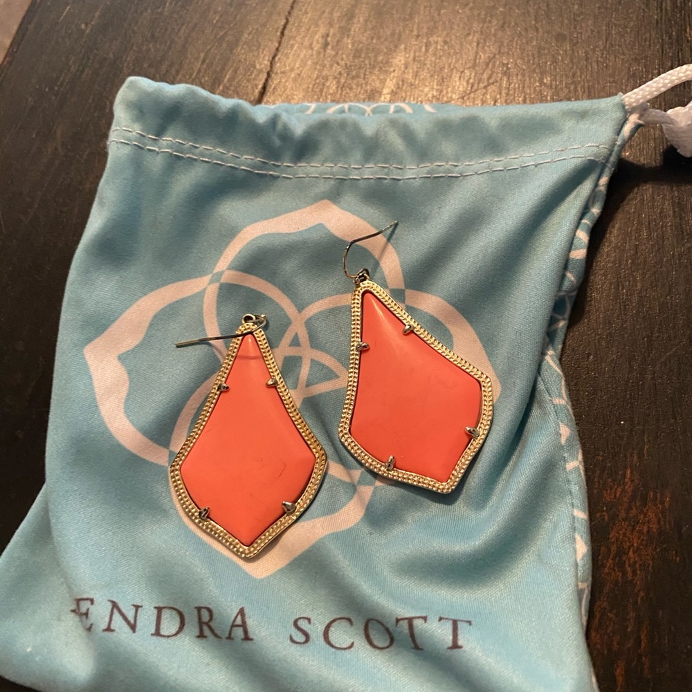 Kendra Scott earrings